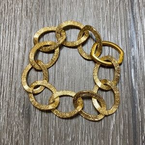 Gold chain bracelet